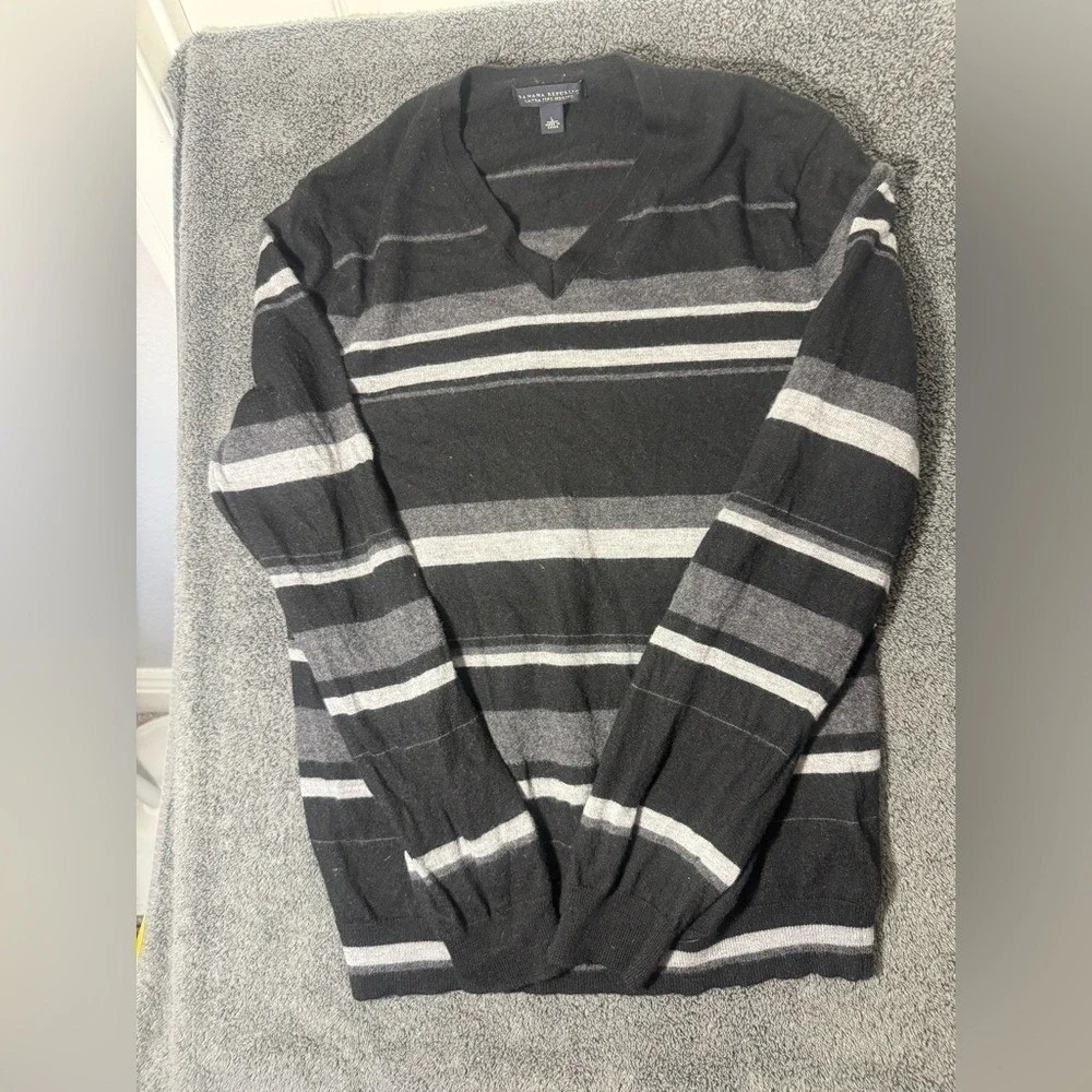 Banana Republic Men's V-Neck Merino Wool Sweater in Black and‎ Gray Stripes